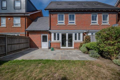 3 bedroom semi-detached house for sale, Blackamoor Lane, Maidenhead
