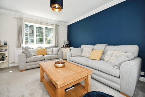 3 bedroom detached house for sale, Highfield Lane, Newbold, Chesterfield, S41 8AY