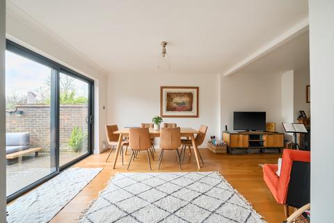 3 bedroom semi-detached house for sale, WOKING