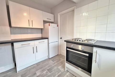 undefined, Woodcote Road, Caversham, Reading