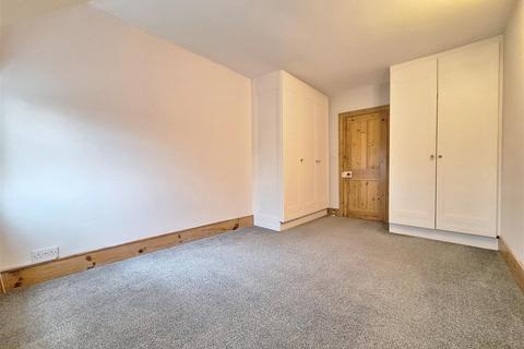 undefined, Woodcote Road, Caversham, Reading