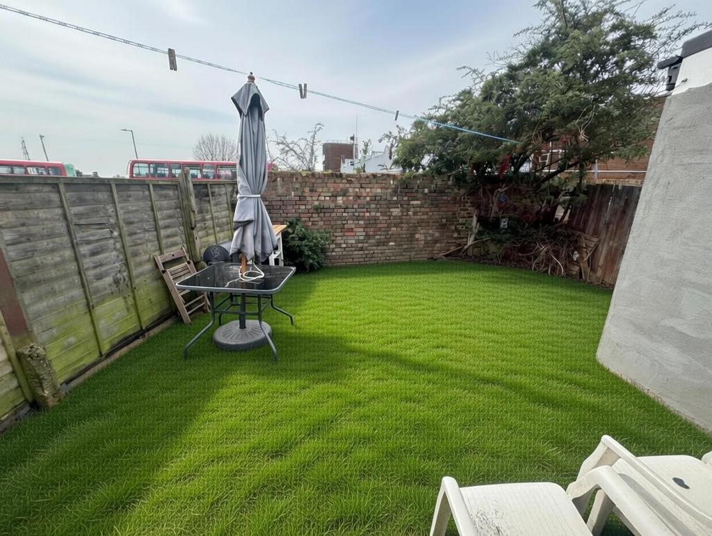 Garden .jpg