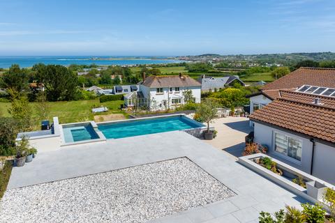 4 bedroom detached house for sale, La Ruette Julienne, Castel, Guernsey