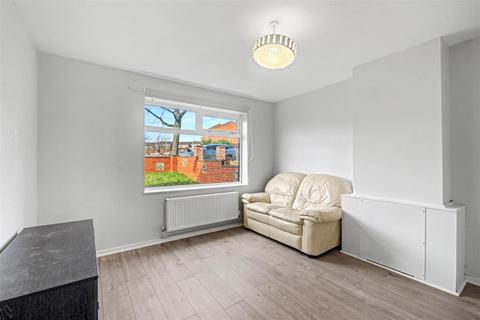 undefined, Lindisfarne Gardens, Nottingham