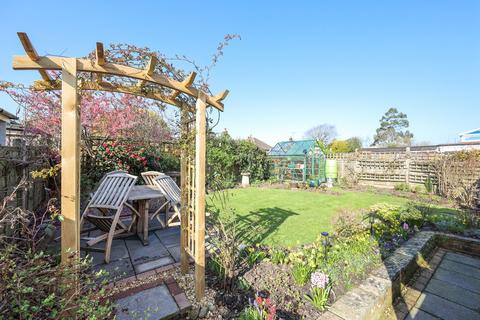 undefined, Midfields Drive, Burgess Hill, RH15