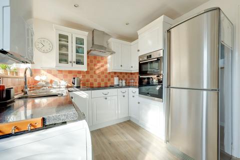 undefined, Midfields Drive, Burgess Hill, RH15