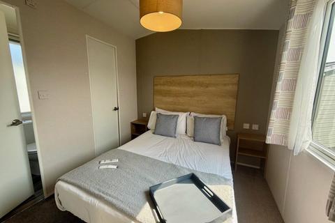 2 bedroom park home for sale, Par Sands Coastal Holiday Park – Cornwall