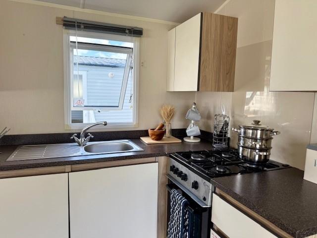 Willerby Minster 2016 Stf0000409 112541607.jpeg