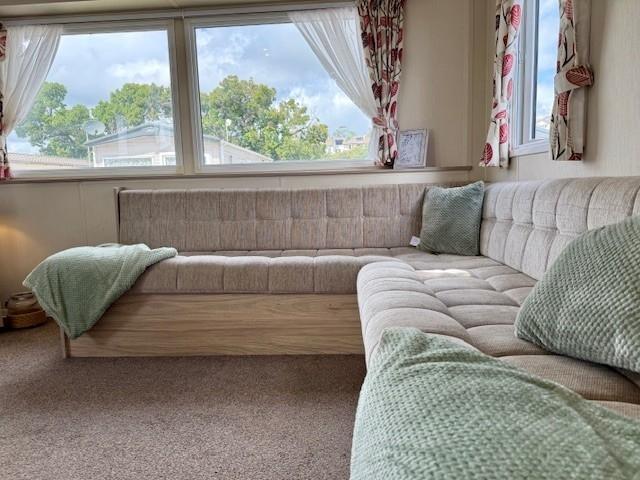 Willerby Minster 2016 Stf0000409 112541615.jpeg