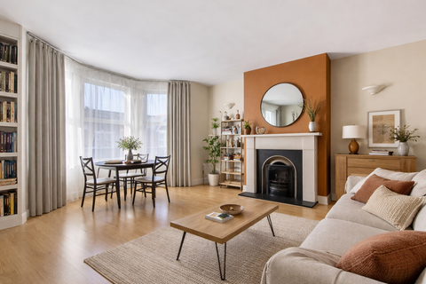 2 bedroom maisonette for sale, Larch Road, London NW2