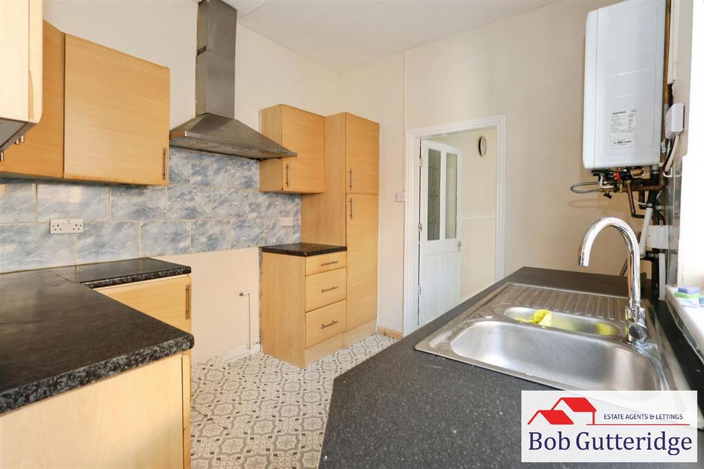Fitted kitchen