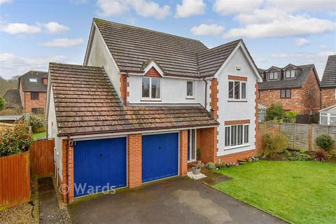 5 bedroom detached house for sale, Bluebell Road, Ashford TN23