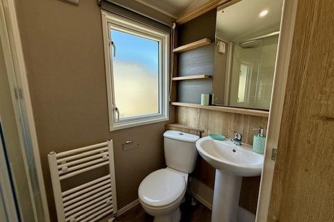 2 bedroom park home for sale, Par Sands Coastal Holiday Park – Cornwall
