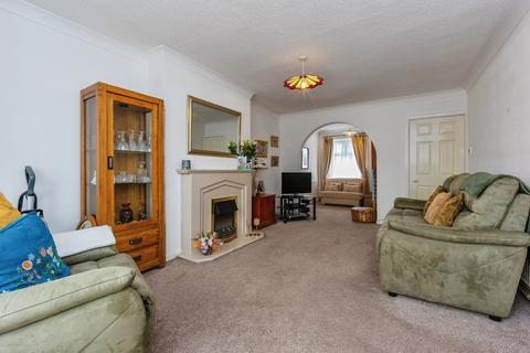 undefined, Hollins Avenue, Greater Manchester SK14