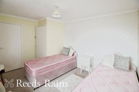 undefined, Rugby Drive, Cheshire SK10