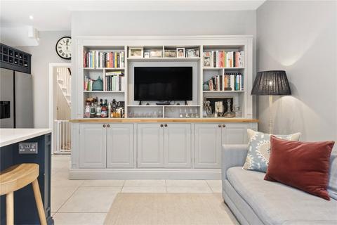 4 bedroom terraced house for sale, Mandrake Road, SW17