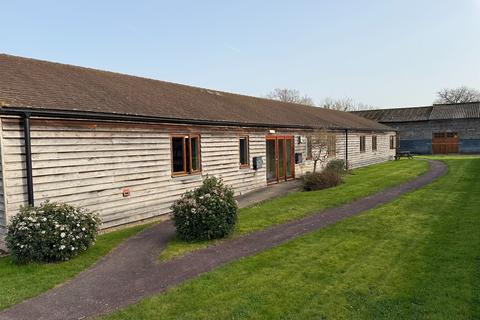 Office to rent, Crays Ln Pulborough RH20 2GU