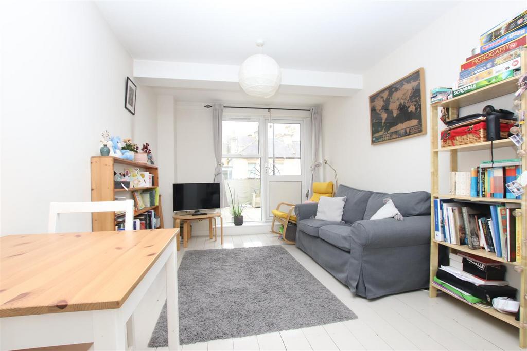Living room.JPG