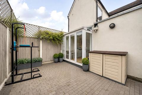 2 bedroom detached house for sale, Brookwood Road, London SW18