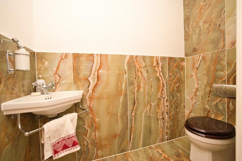 Picture 8