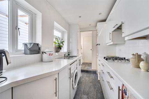 2 bedroom terraced house for sale, Faversham Road, Beckenham