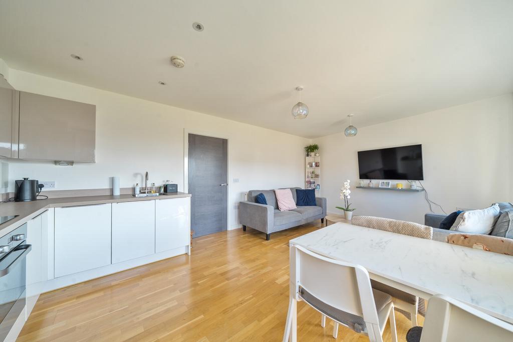 Kitchen/Dining Area