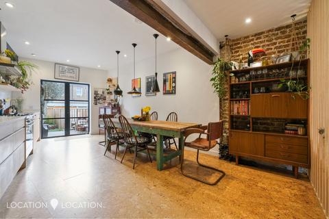 undefined, Southwold Road, London, E5