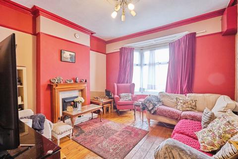 3 bedroom terraced house for sale, Holly Road, ROWLEY REGIS