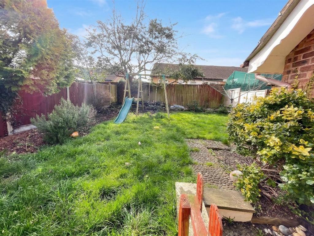 Garden.JPG