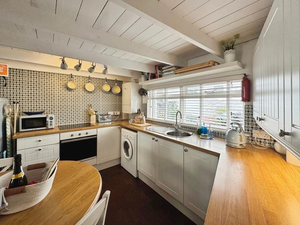 Kitche/Diner