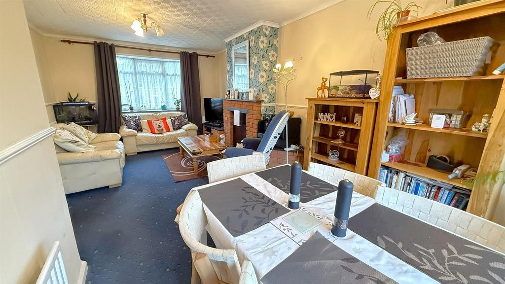 Living / Dining Room