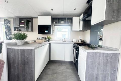 3 bedroom park home for sale, Ribble Valley Country and Leisure Park – Lancashire