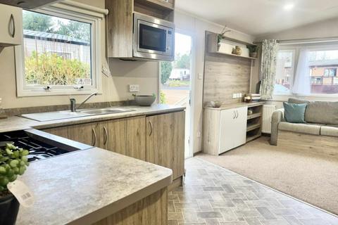 3 bedroom park home for sale, Ribble Valley Country and Leisure Park – Lancashire
