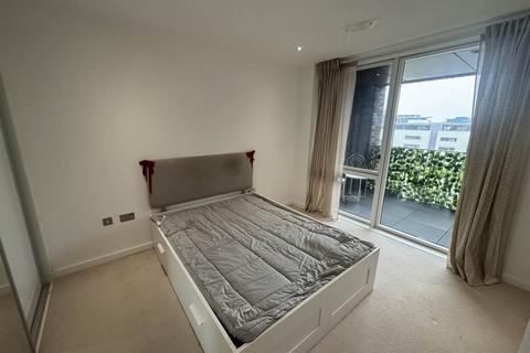 1 bedroom flat to rent, George Court, Shackleton Way, London