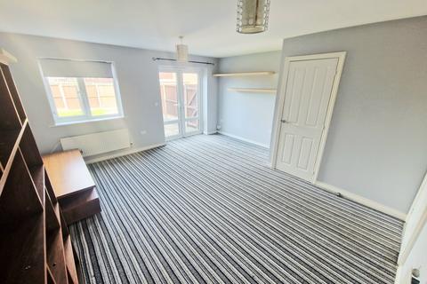 3 bedroom property to rent, Castlerigg Drive, Middleton, M24
