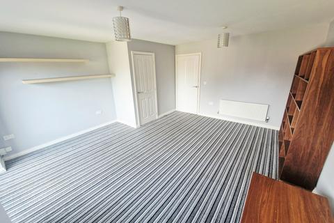 3 bedroom property to rent, Castlerigg Drive, Middleton, M24