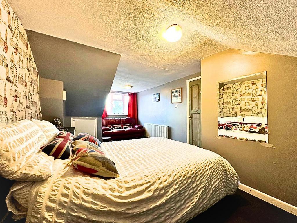 Top Floor Bedroom.jpg