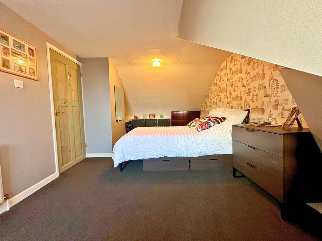 Bedroom Five.jpg