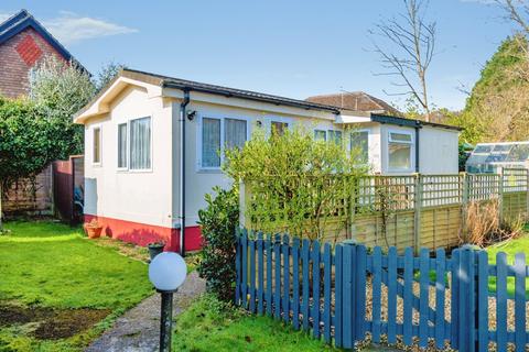 1 bedroom detached house for sale, Thatched Cottage Park, Southampton Road, Lyndhurst, SO43