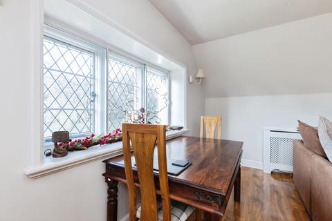 2 bedroom flat for sale, Castle Malwood Lodge, Minstead, Lyndhurst, Hampshire, SO43