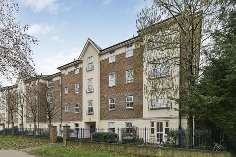 Sandringham Court, Kingston Upon Thames KT2