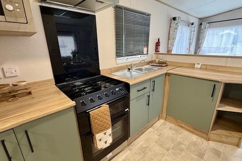 2 bedroom park home for sale, Sandhills Holiday Park – Dorset