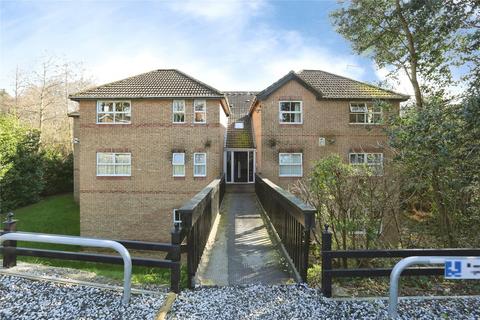 Middle Road, SOUTHAMPTON, Hampshire, SO19