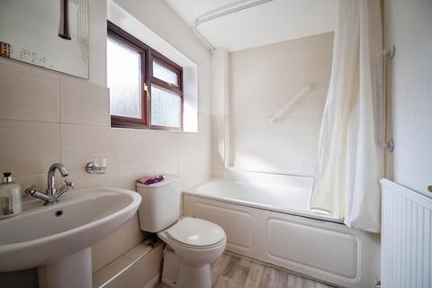 2 bedroom terraced house for sale, Broad Ha'penny, Wrecclesham, Farnham, Surrey, GU10