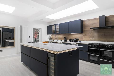 undefined, Holly Hill, Winchmore Hill, London, N21