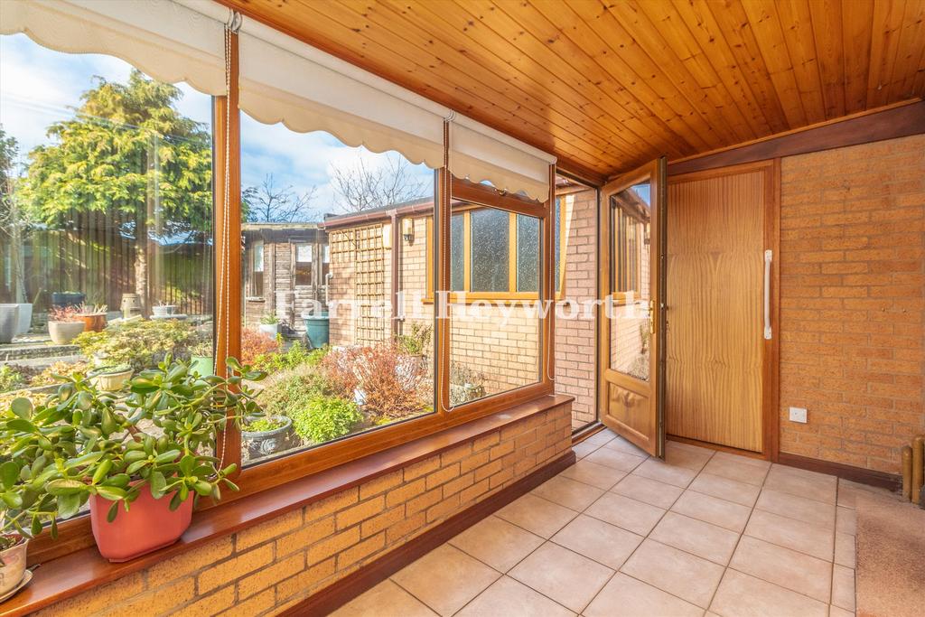 Garden Room image 2