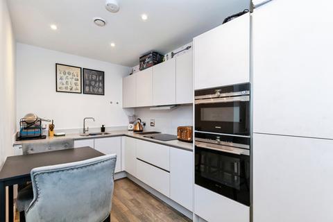 1 bedroom flat for sale, St. Ives Road, Maidenhead, Berkshire, SL6