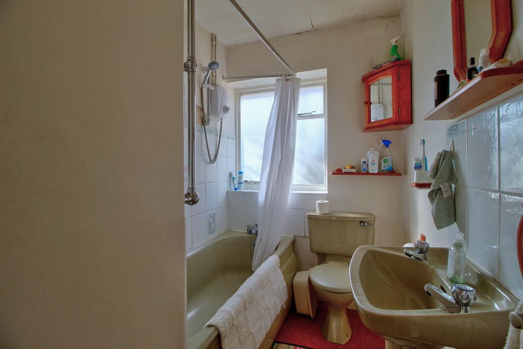 Upstairs Bathroom