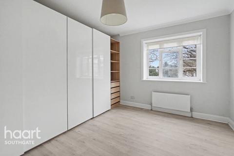 2 bedroom apartment for sale, High Street, London