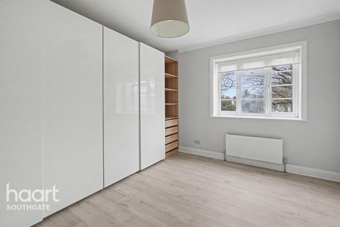 2 bedroom apartment for sale, High Street, London